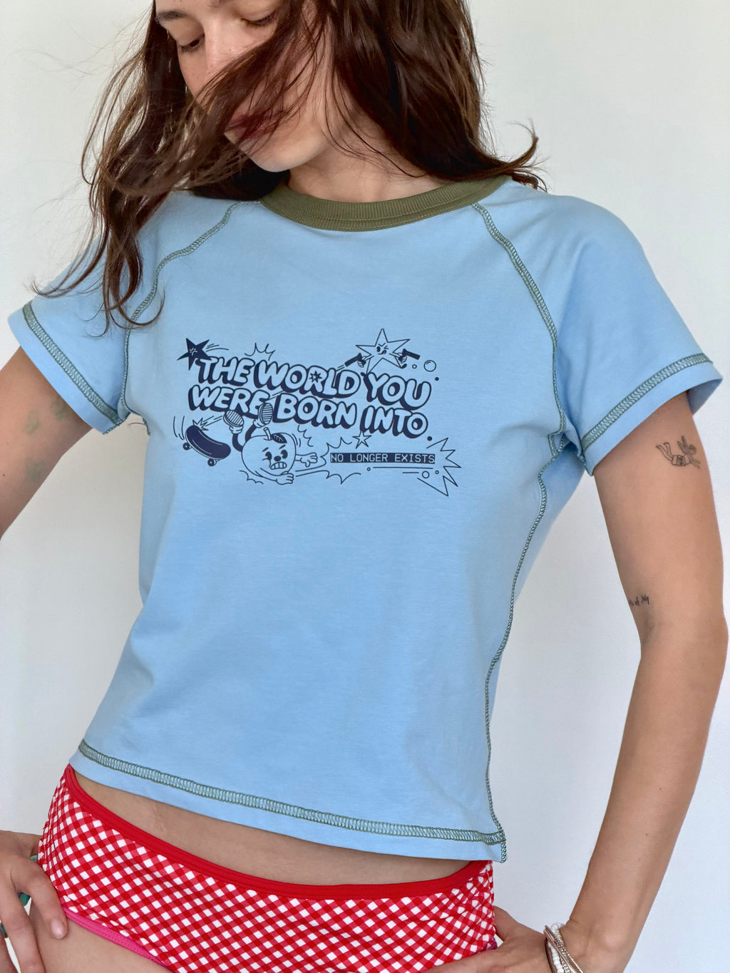 Футболка baby tee блакитна